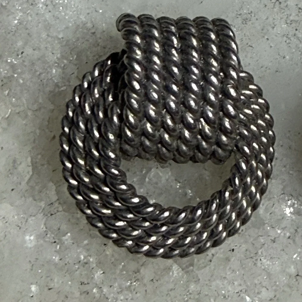 Silver Tone Rope Knot Clip-On Earrings Coastal Nautical Preppy Vintage Style